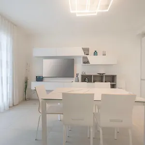 https://residence-luxury-elisa.hotelinveneto.com